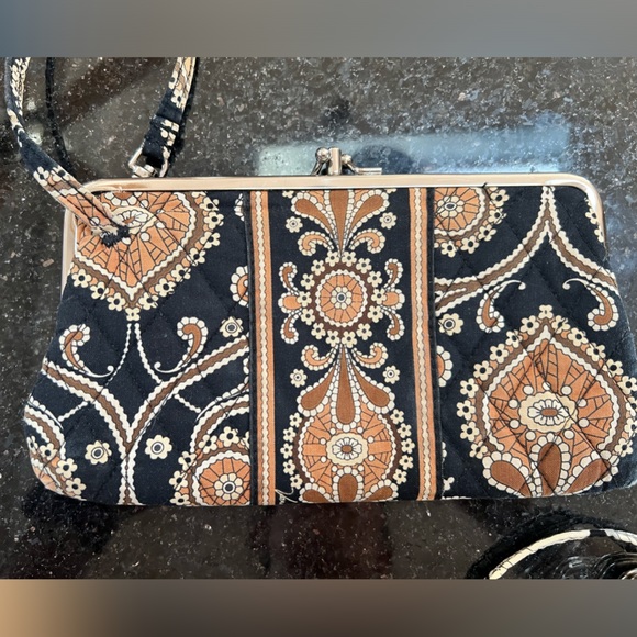 3 Vera Bradley Clutch Wallets and small Wristlet - Picture 12 of 13